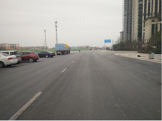 東風(fēng)渠濱河路（大河路-新城街）建成通車(chē)